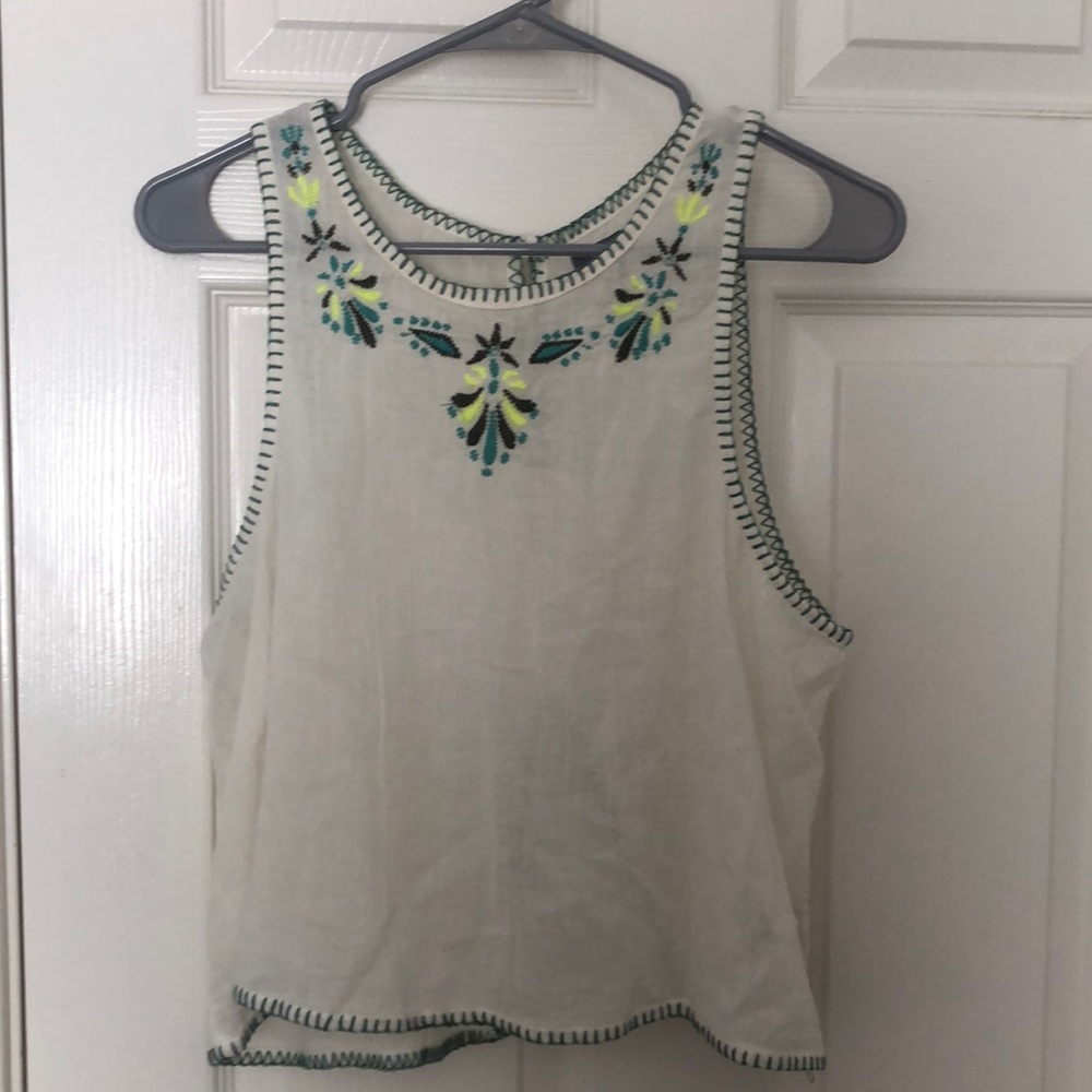Aerie Top